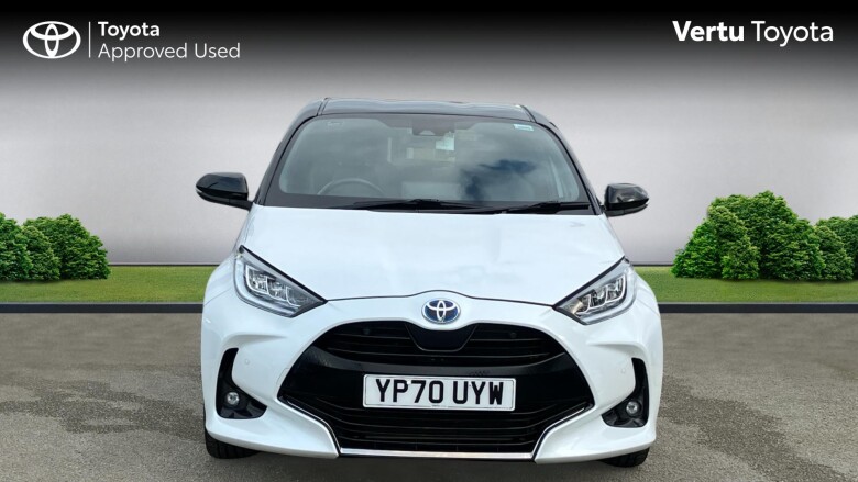 Toyota Yaris 1.5 Hybrid Dynamic 5dr CVT Hybrid Hatchback